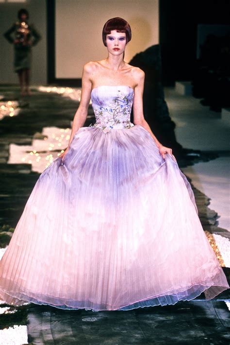 givenchy haute couture 1998|hot couture givenchy original.